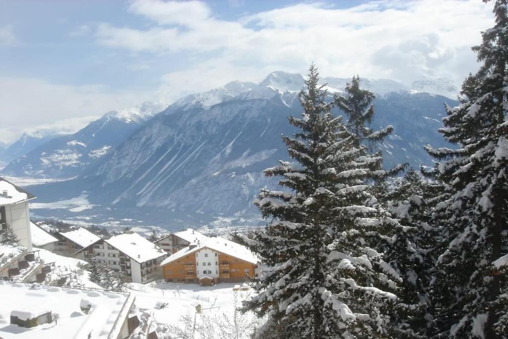 La Casetta Di Crans Bagian luar foto